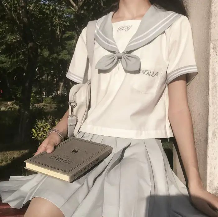 女佣